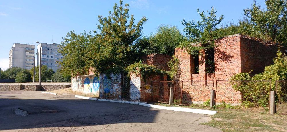 незавершене будівництво в Смілі