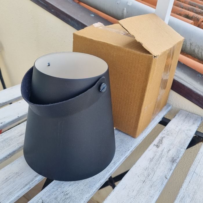 Abajur preto novo do Leroy Merlin