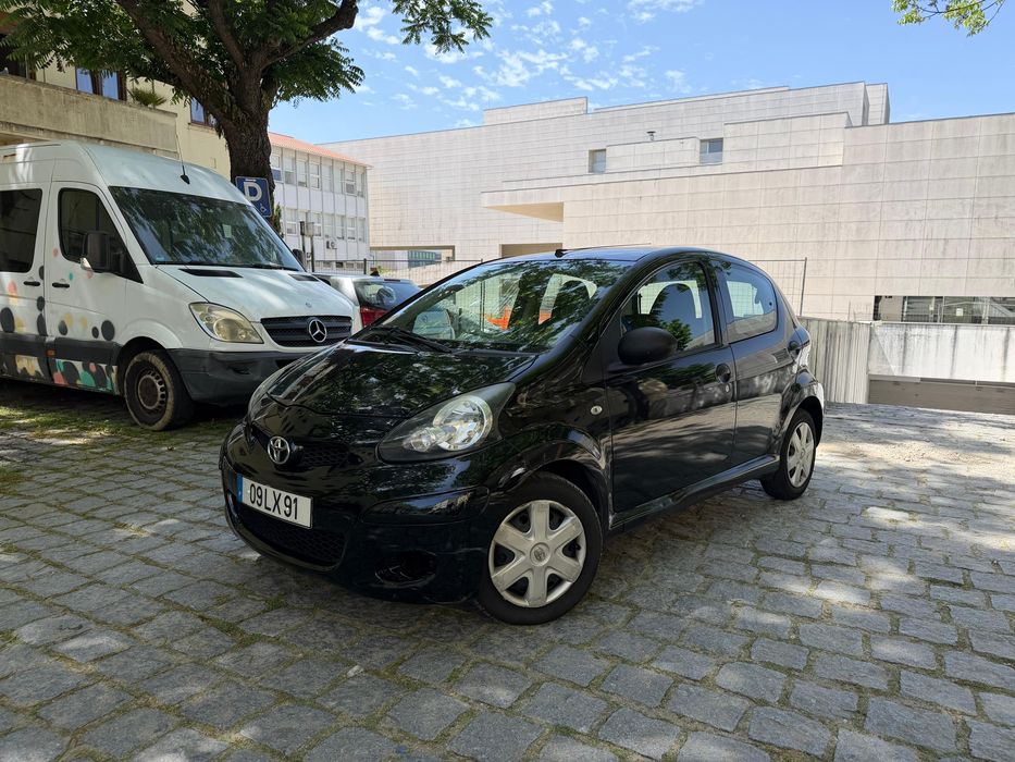 Toyota Aygo com apenas 55 mil km’s Nacional