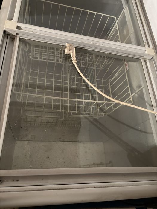 zamrażarka sklepowa