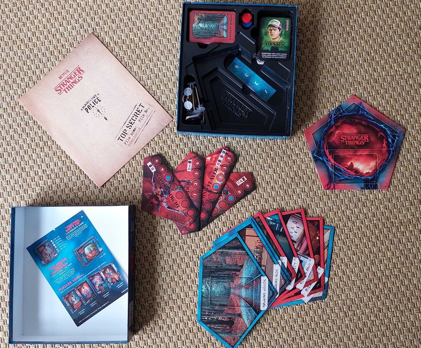 Jogo de tabuleiro Stranger Things como novo