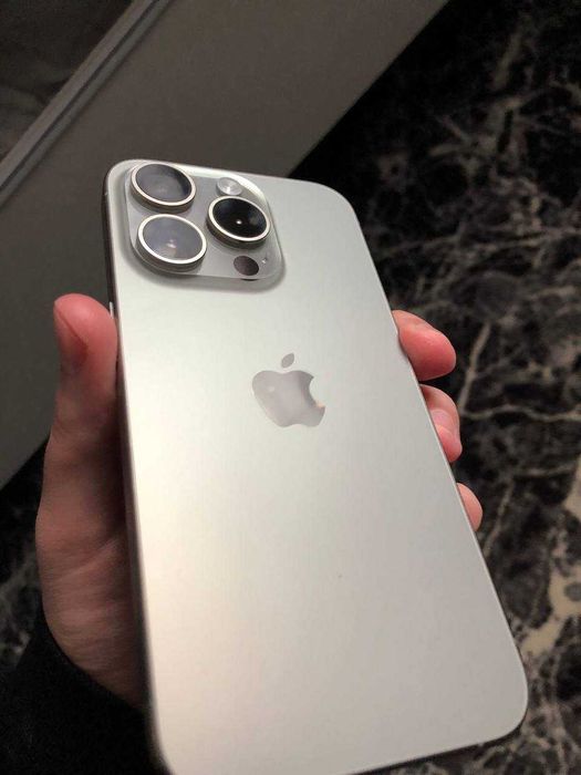 iPhone 15 pro 128GB