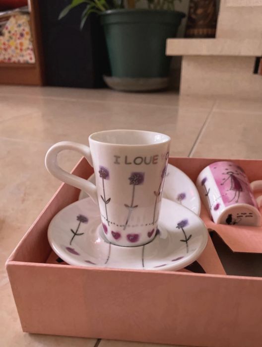 Conjunto 2 Chávenas de Café com Pires "I Love You" – Caixa Presente Cor-de-Rosa