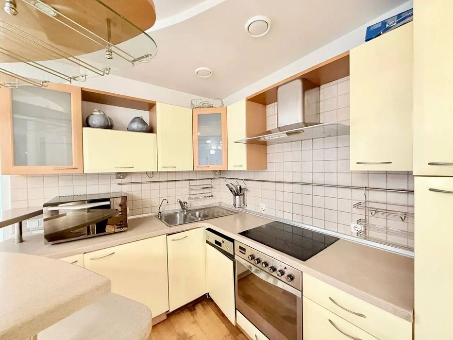 Продам квартиру парк Шевченка