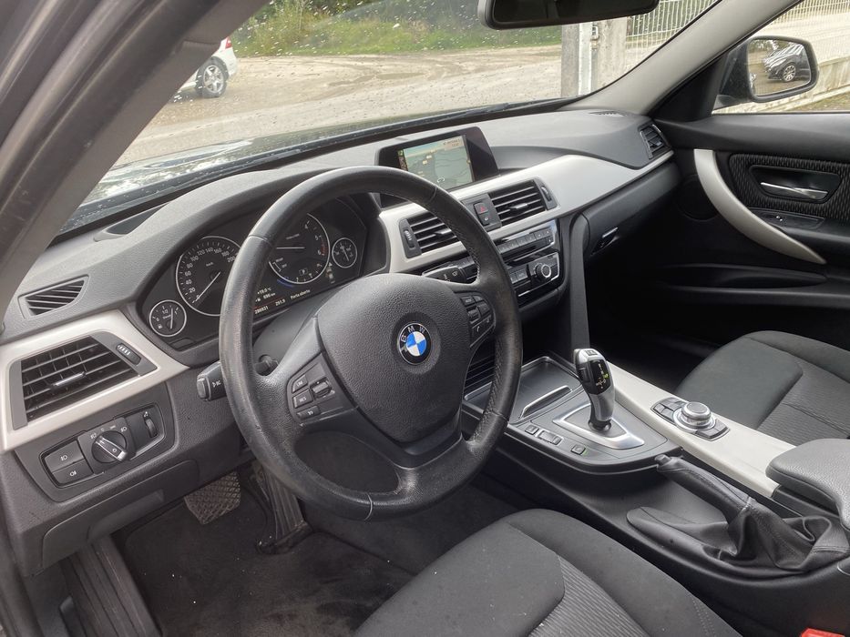 BMW 318d Auto 150cv - Nacional