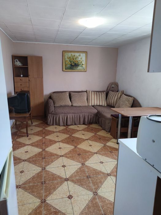 Продам багатоквартирний будинок в с.Хотів