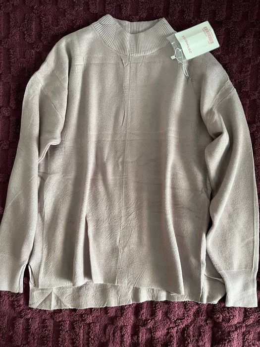 Свертр колір мокко