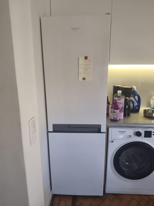 Vendo frigorífico Ariston hotpoint H8 A1E