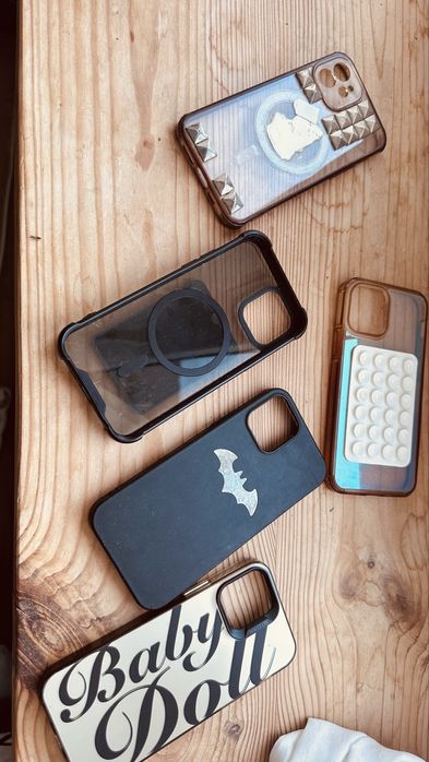 Kilka etui Iphone 12 case