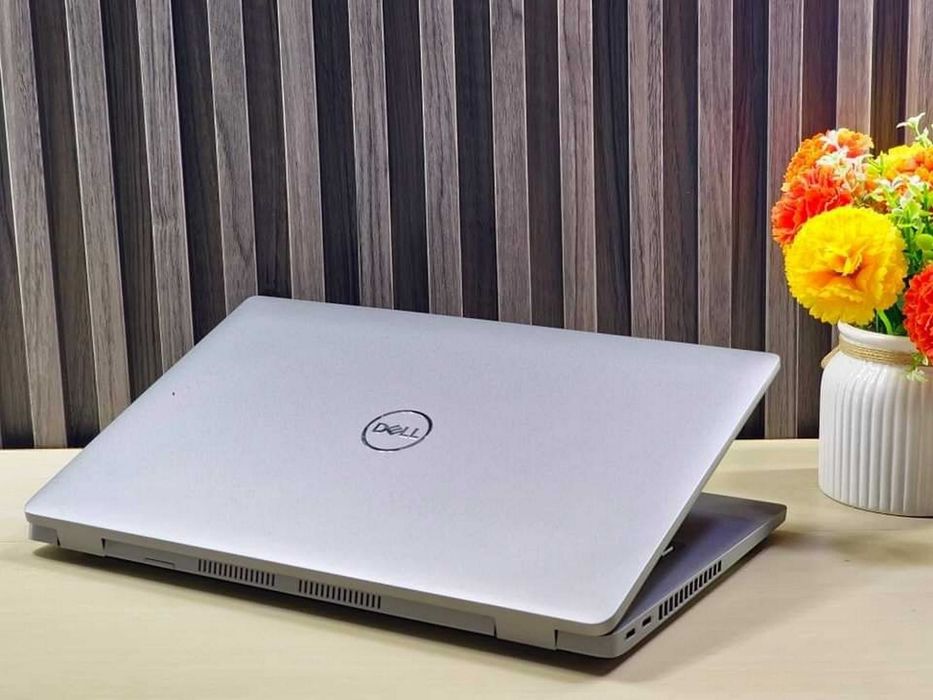 Dell Latitude 14" i5/16GB/256Nvme linha Profissional