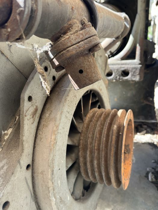 Silnik dwucylindrowy diesel 18 KM