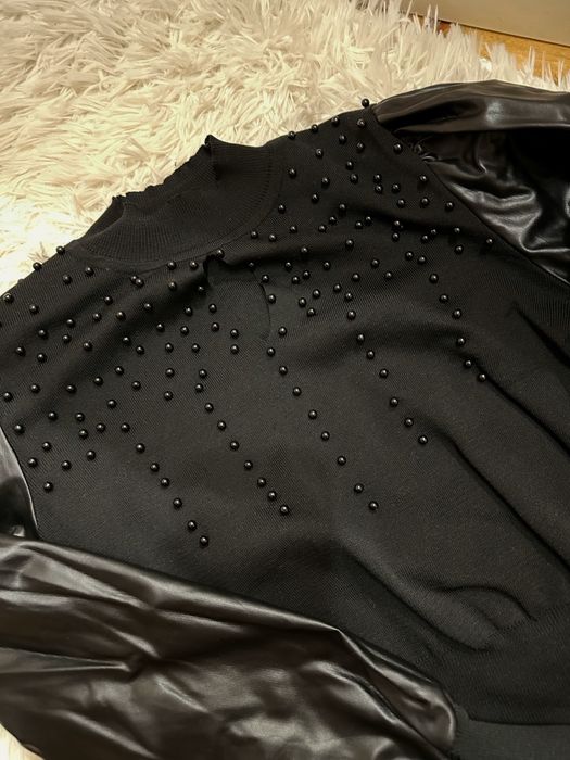 Продам нарядну кофточку