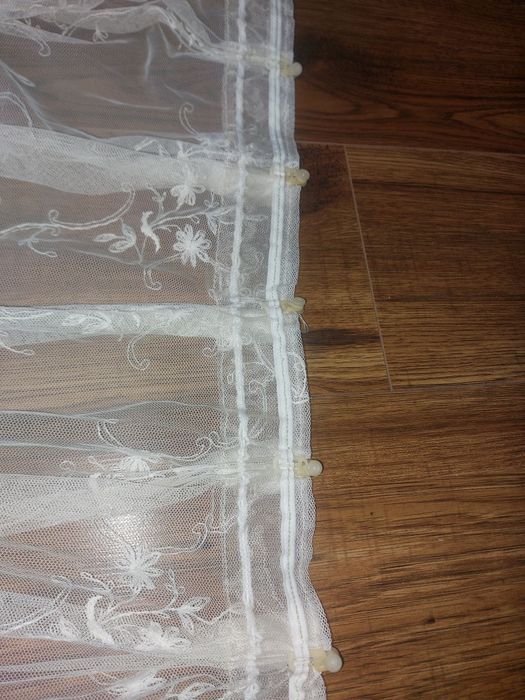 Тюль.            .