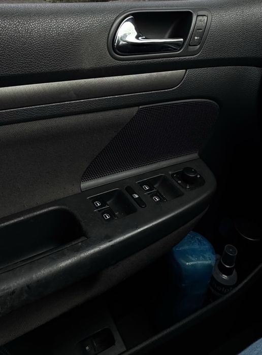 Volkswagen Golf 2005