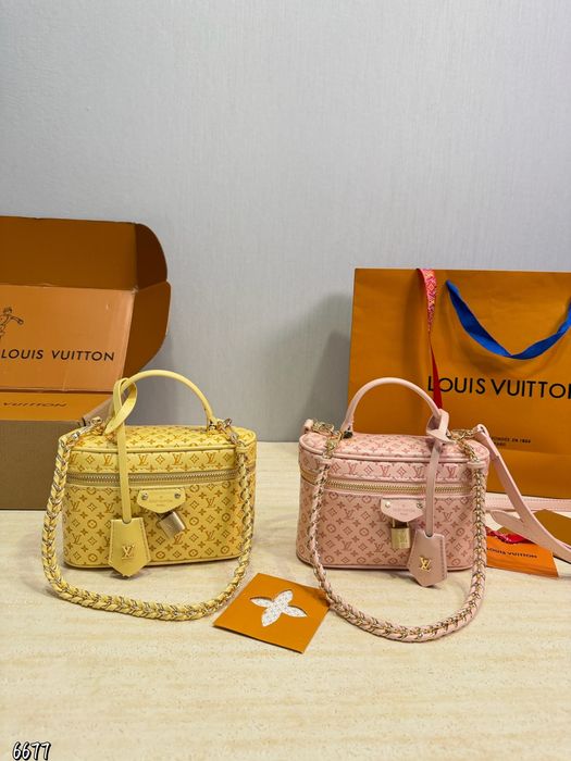 Жіноча сумка Louis Vuitton 18x12