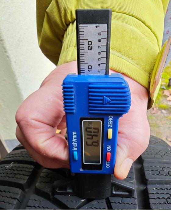 Koła zimowe 17 cali 5x114,3 Toyota Lexus Mazda Honda Nissan JAK NOWE