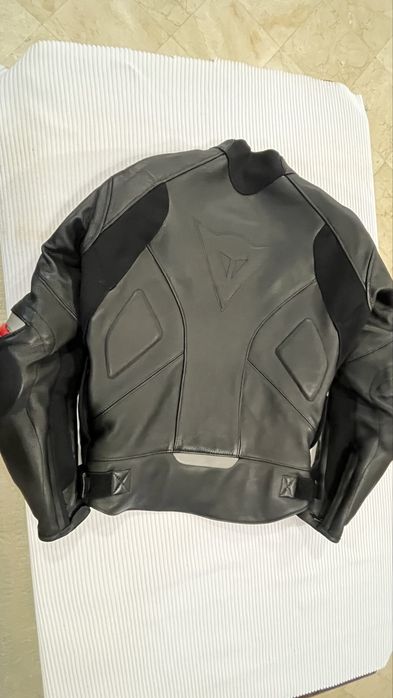 Reparaçoes de vestuario de pele motociclistas