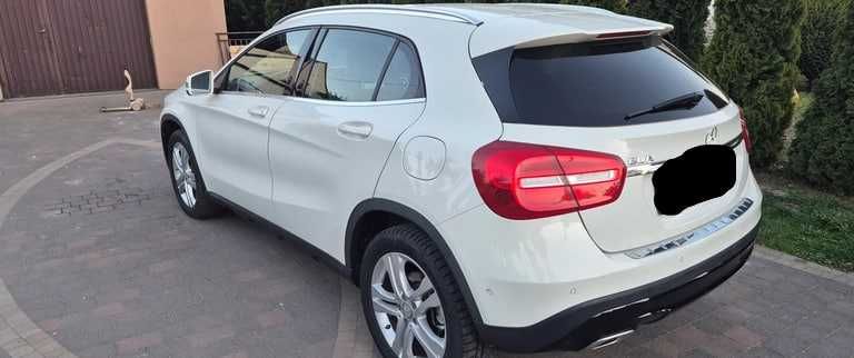 Mercedes-Benz GLA 2016