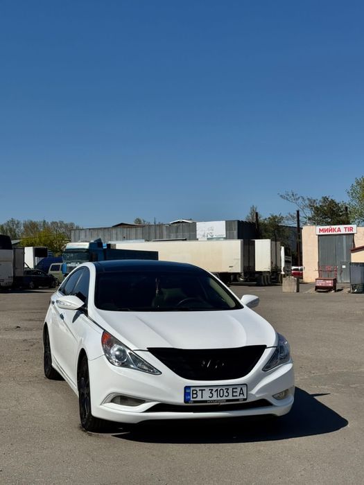 Hyundai  Sonata 2013