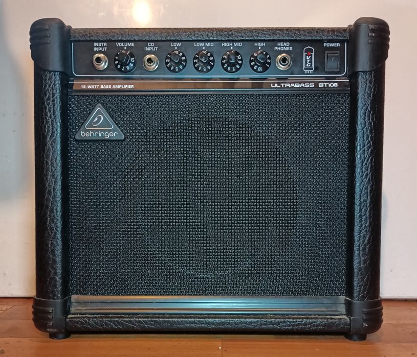 Wzmacniacz gitarowy basowy Behringer combo piecyk do: gitara basowa