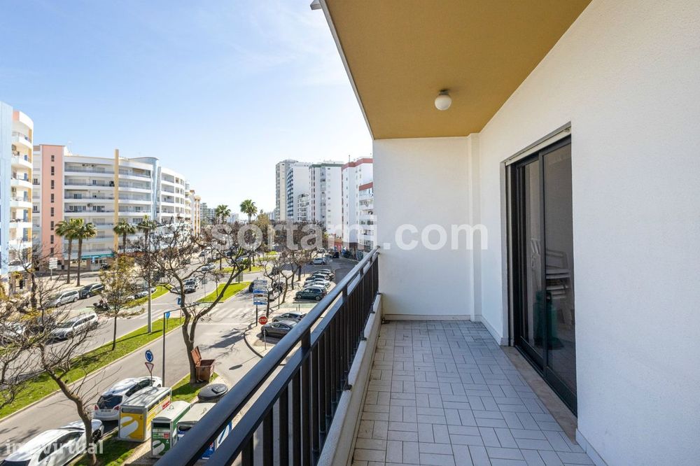 Apartamento T2 Venda em Quarteira,Loulé — Quarteira, Faro