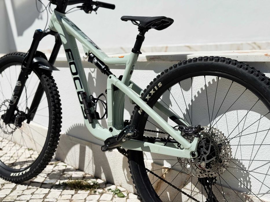Bicicleta Focus Jam 6.9 XT MTB Full-suspension - Como NOVA