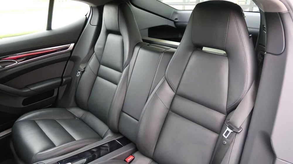 Porsche Panamera 4S      2015