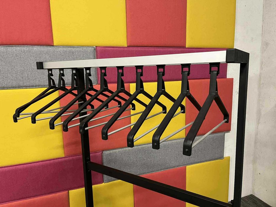 Wieszak ubraniowy biurowy Van Esch Tertio okazja!