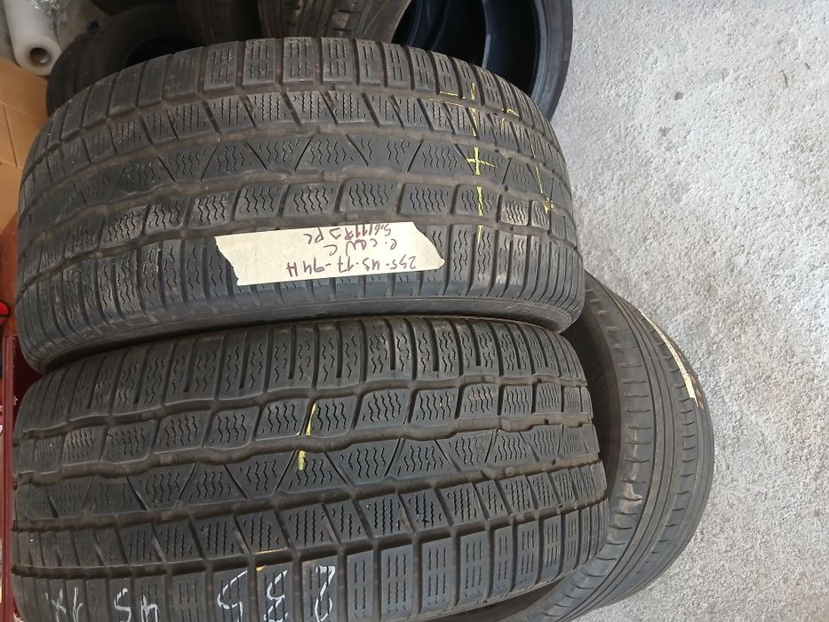 4 Pneus 235/45R17 Continental e Michelin