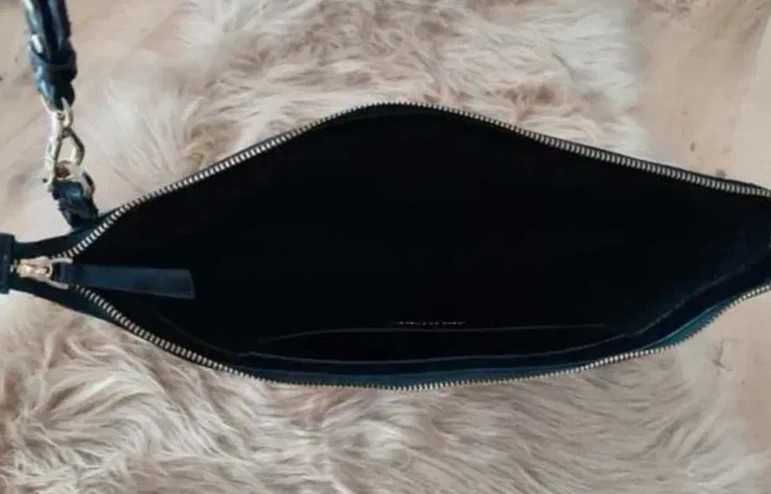 Czarna torebka Ideal of Sweden