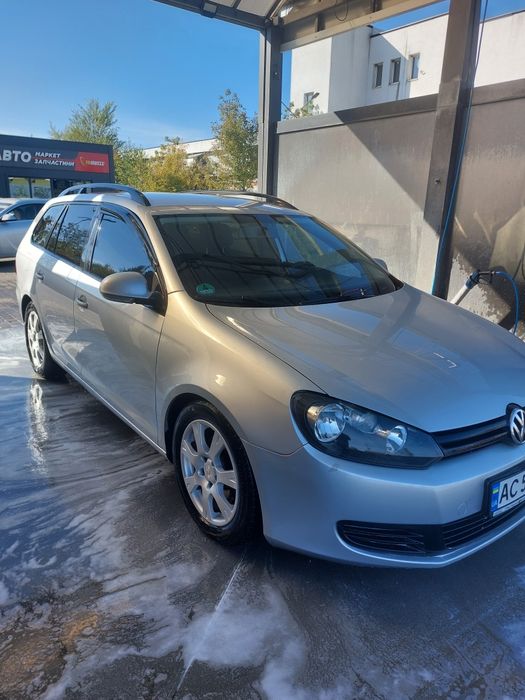 VOIKSWAGEN Golf  6   (1. 6 дизель)