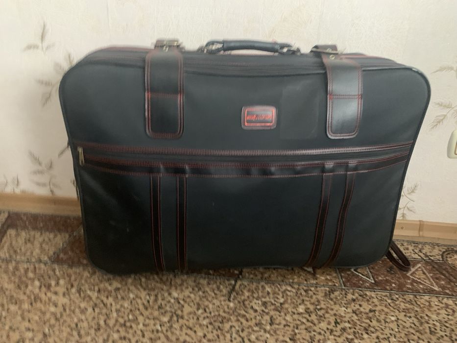 Валіза -чемодан