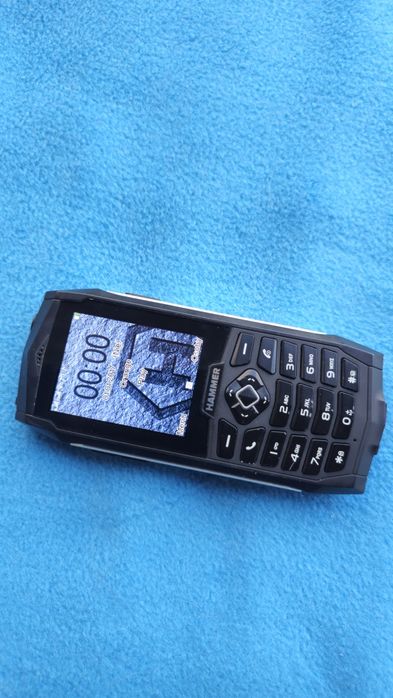 Telefon Hammer 3+. Bardzo Ładny.