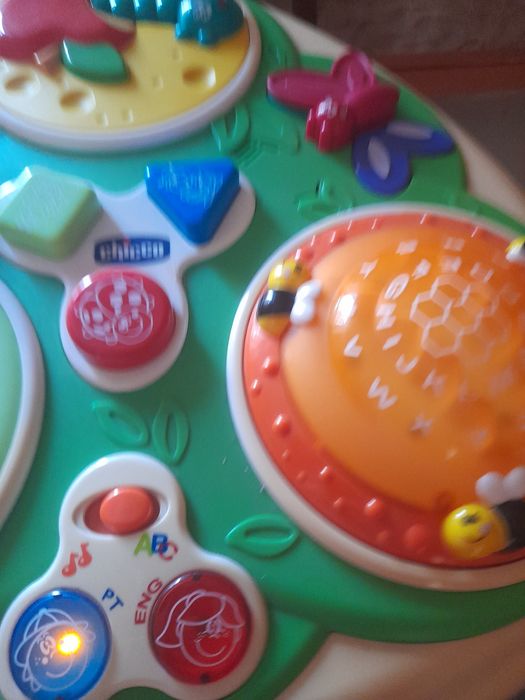 Bancada actividades bebé Chicco