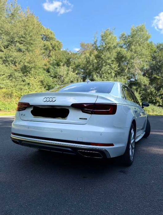 Audi A4 S-Line 2.0 quattro  2019