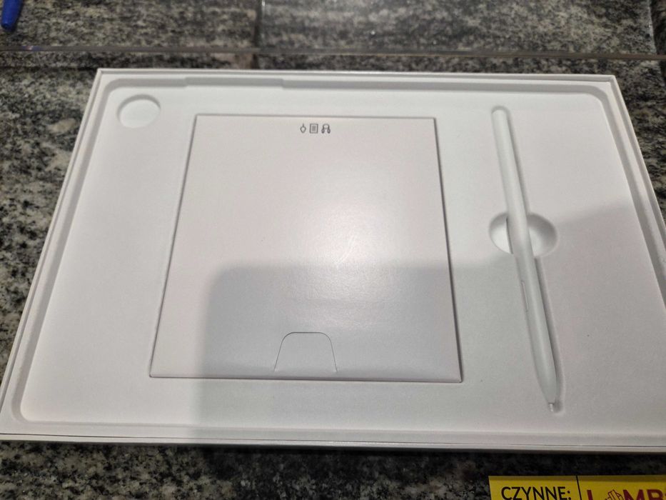 (3407/25) NOWY Tablet SAMSUNG GALAXY TAB S10 FE 5G SM-X526B - 128/8GB