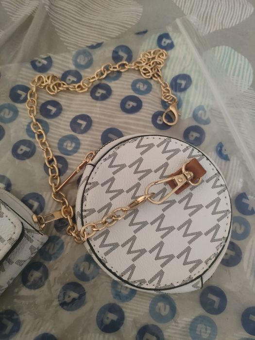 Portfeliki 2szt.małe z łańcuszkiem.