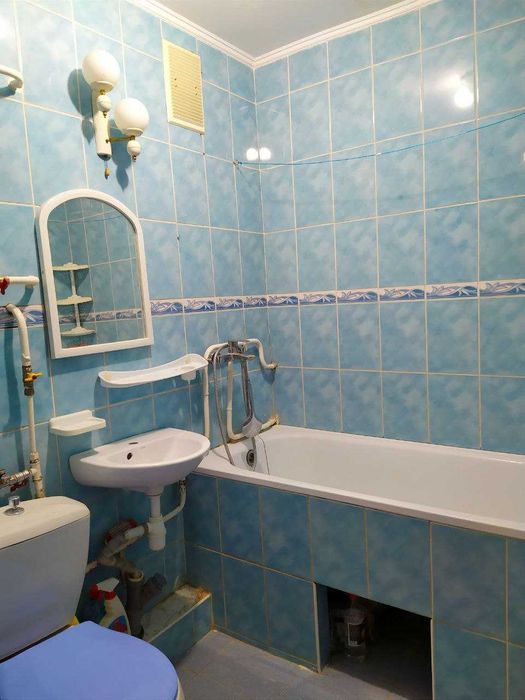 38096 Продаж 1 кімнатної квартири в центрі