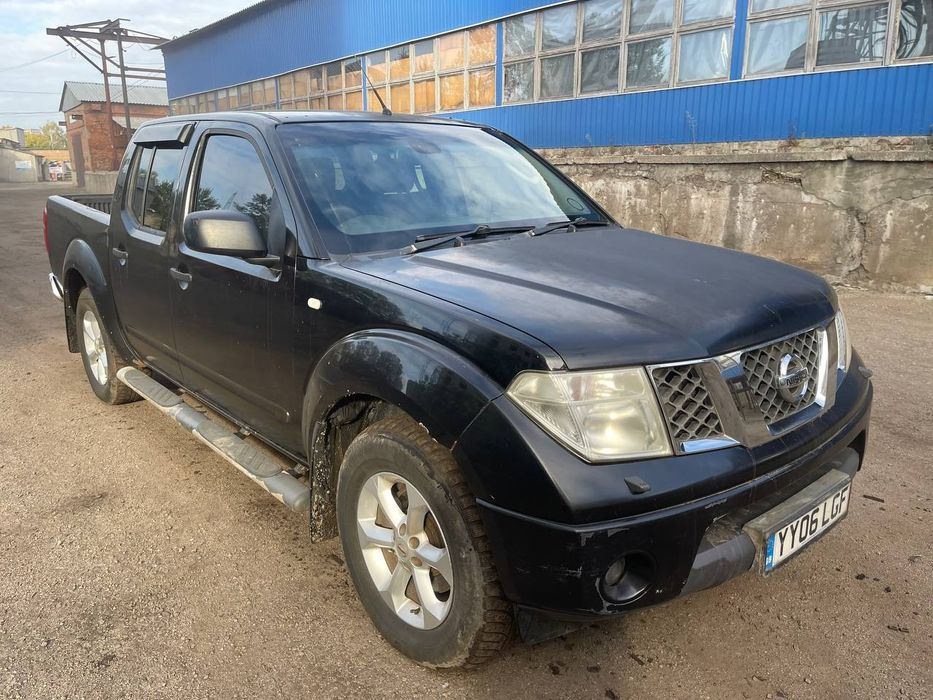 Nissan NavaraD40( Ніссан Навара д40) Мезаніка 2,5 дизел. 2006 рік Повний привід 4Х4 Гарний пікап