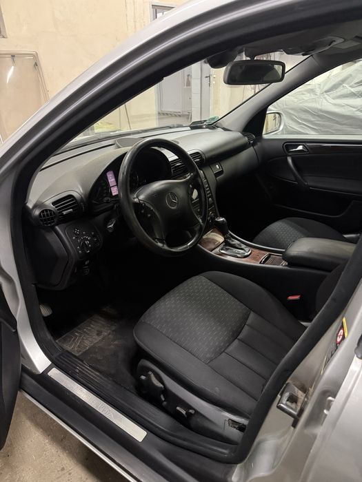 Mercedes Benz C180 kompresor w203 LPG