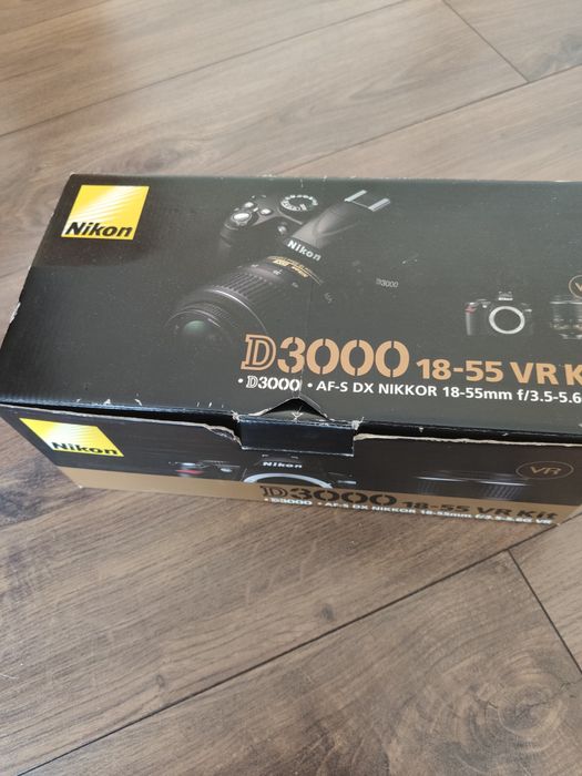 Продам Nikon D3000