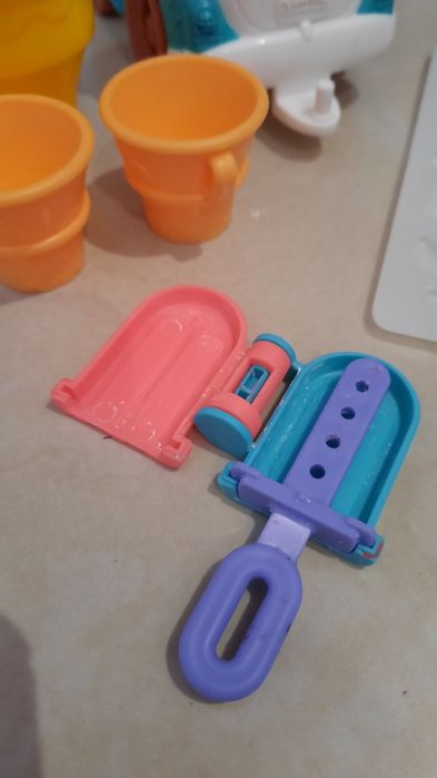 Zestaw Play doh sprzedawca lodów ciastolina