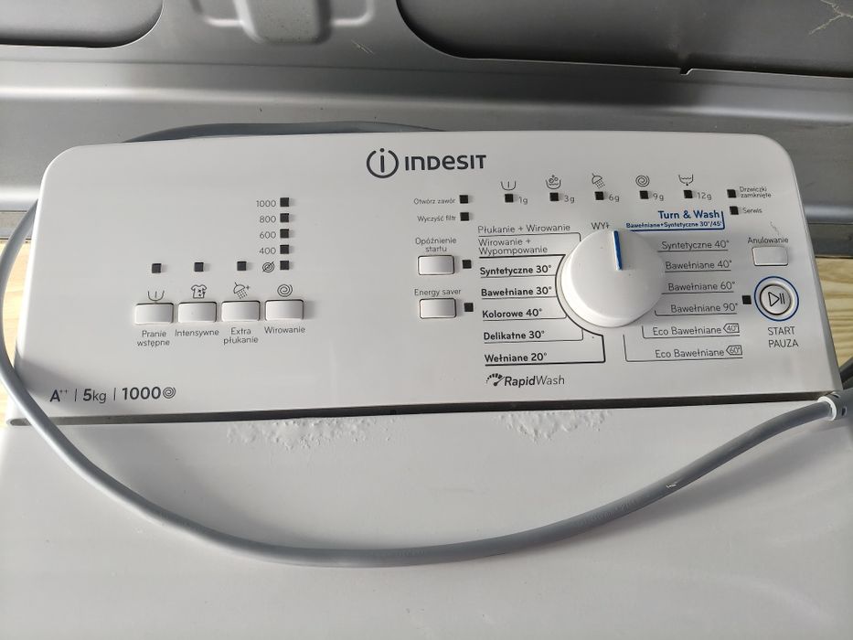 Pralka Indesit pakowana od góry