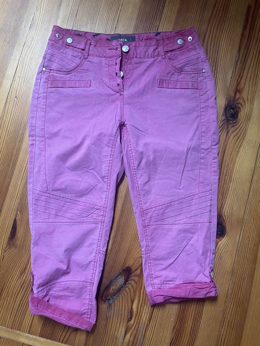 Bermudy za kolana firmy Cecil