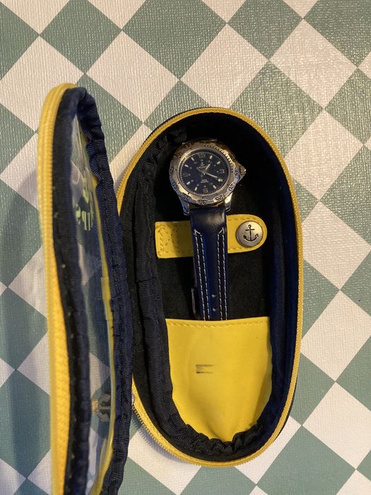 Relogio calypso com estojo