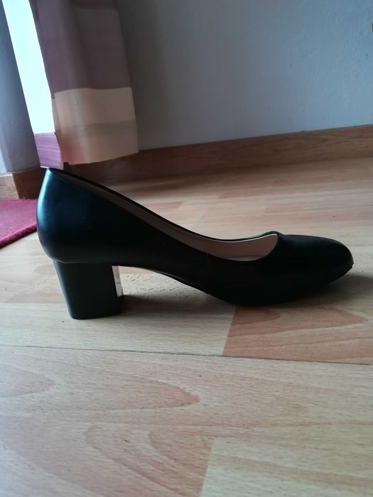 Buty damskie czółenka 39
