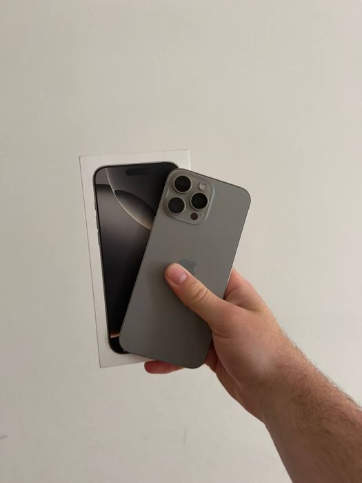 IPhone 16 Pro Max купити по доступній ціні на OLX