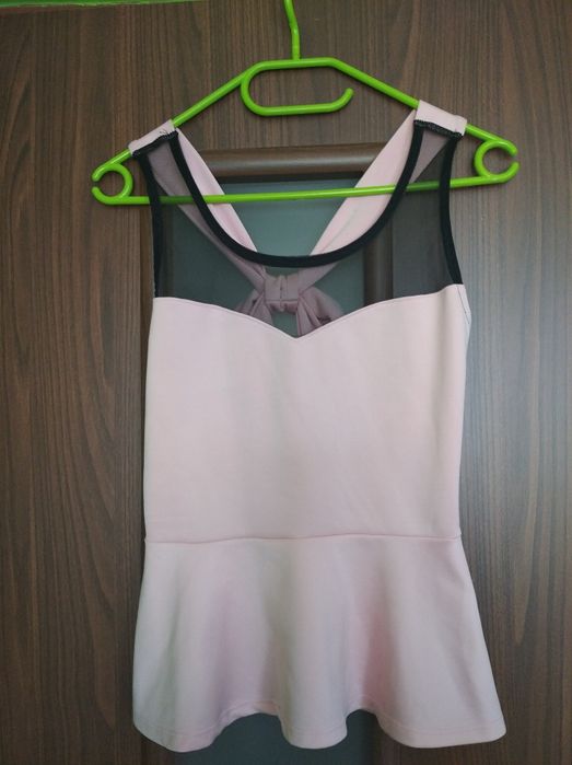 Elegancka bluzeczka na ramiączkach