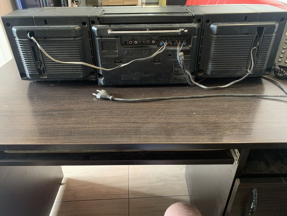 Продам магнітофон FISHER