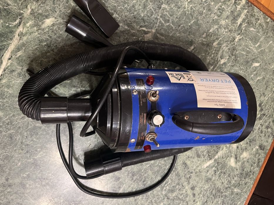 Suszarka dla psa model lt-1090a